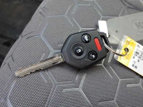 Certified 2025 Subaru Forester w/ Convenience Package #2 image 40