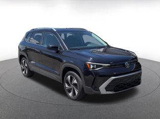Used 2025 Volkswagen Taos SE AWD/4WD video 2