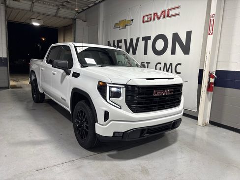 New 2026 GMC Sierra 1500 Elevation image 2