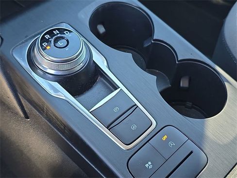 Used 2020 Ford Escape SE image 20