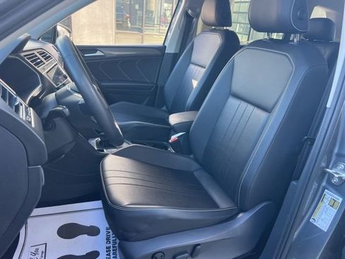 Certified 2023 Volkswagen Tiguan SE image 25