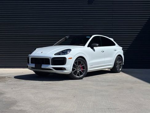 Certified 2023 Porsche Cayenne GTS AWD/4WD image 1