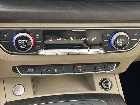 Used 2018 Audi Q5 2.0T Premium Plus AWD/4WD image 28