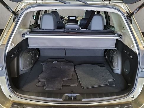Used 2023 Subaru Forester Limited AWD/4WD image 13