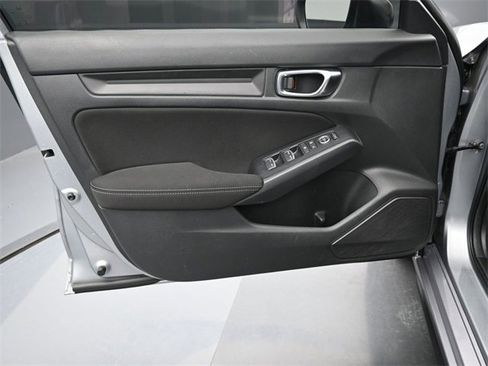 Used 2023 Honda Civic Sport image 22