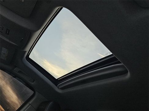 Used 2015 GMC Sierra 3500 Denali w/ Duramax Plus Package image 17