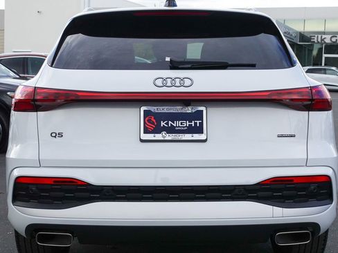 New 2025 Audi Q5 Premium image 8