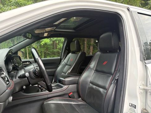Used 2024 Dodge Durango GT RWD image 12