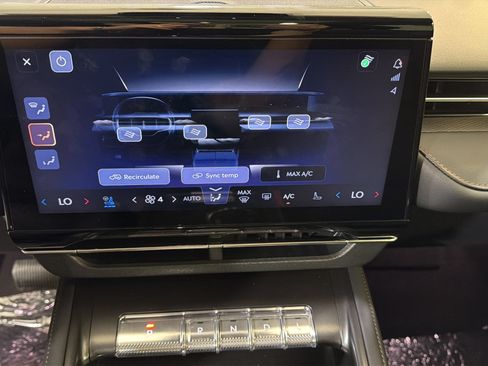 New 2026 Lincoln Nautilus Premier w/ Equipment Group 102A AWD/4WD image 18