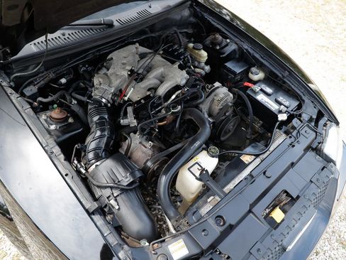 Used 1999 Ford Mustang Coupe RWD image 37