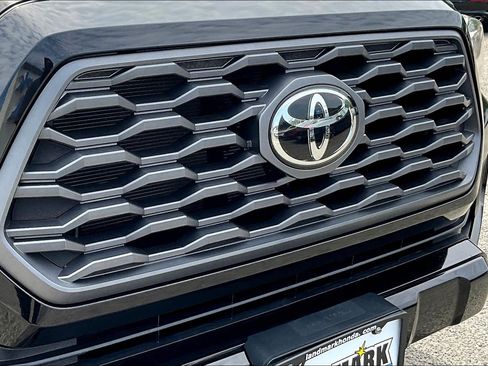 Used 2023 Toyota Tacoma TRD Sport AWD/4WD image 29
