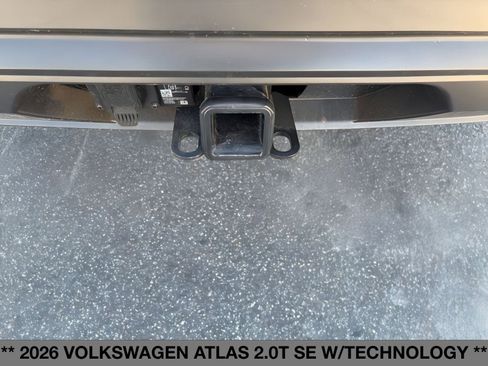 New 2026 Volkswagen Atlas SE image 10