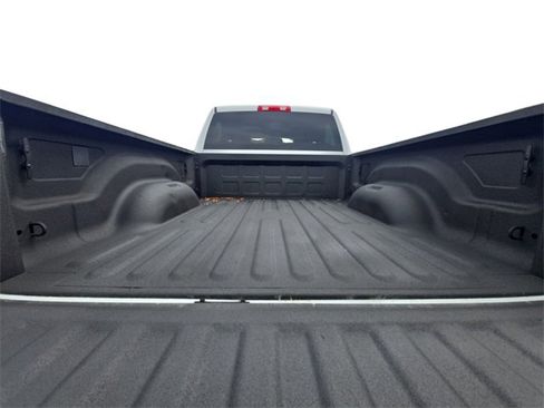 Used 2024 RAM 2500 Big Horn w/ Bed Utility Group image 13