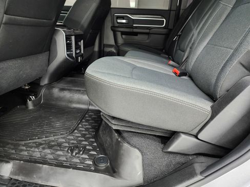 Used 2022 RAM 2500 Big Horn w/ Level C Equiment Group image 34