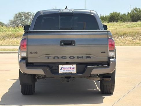 Used 2023 Toyota Tacoma Limited w/ Nightshade Package AWD/4WD image 7