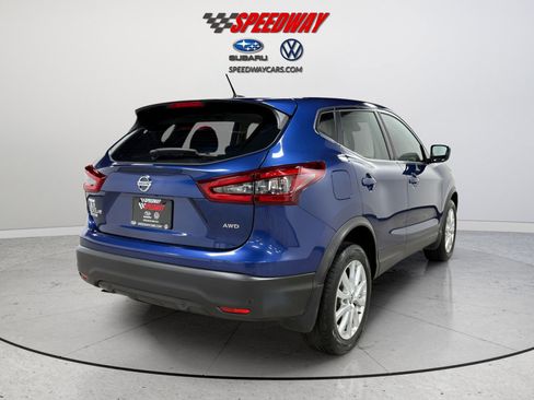 Used 2022 Nissan Rogue Sport S image 7