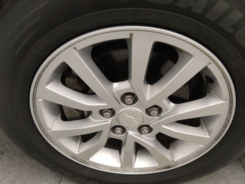 Used 2019 Chevrolet Sonic LT w/ Convenience Package image 31