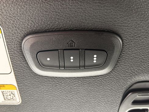 Certified 2025 Jeep Wrangler Sport AWD/4WD image 41