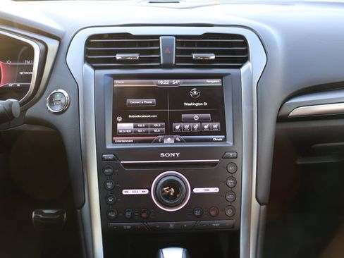 Used 2016 Ford Fusion Titanium w/ Terracotta Package image 24