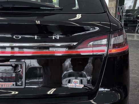 Used 2023 Lincoln Nautilus Reserve w/ Luxury Package image 14