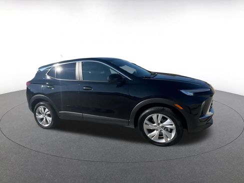 Used 2025 Buick Encore GX Preferred image 2