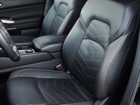 Certified 2023 Nissan Pathfinder Platinum image 23