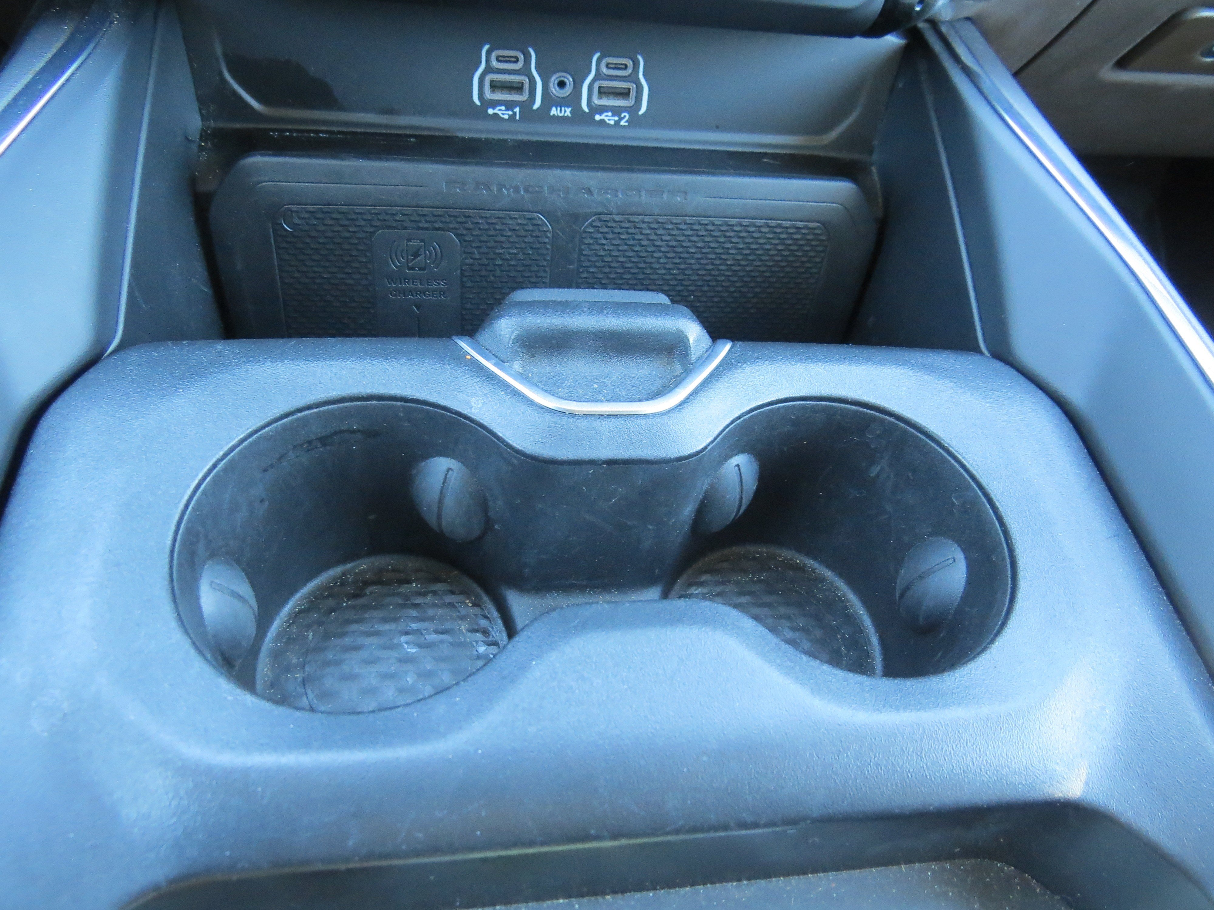 Used 2025 RAM 1500 Laramie AWD/4WD image 22