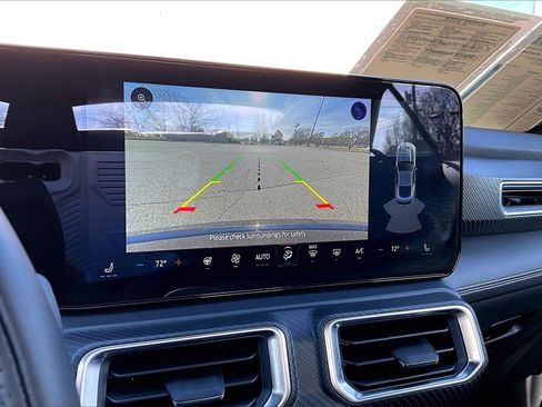 Used 2024 Ford Mustang GT Premium image 13