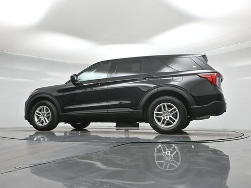 New 2026 Ford Explorer Active RWD image 48