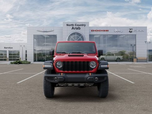 Used 2025 Jeep Gladiator Mojave w/ Convenience Group AWD/4WD image 6