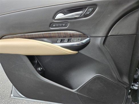 Certified 2024 Cadillac XT4 Premium Luxury image 29