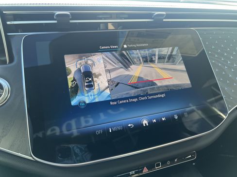 New 2026 Mercedes-Benz E 350 4MATIC Sedan image 21