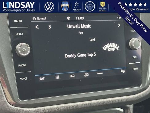 Used 2020 Volkswagen Tiguan SE image 15