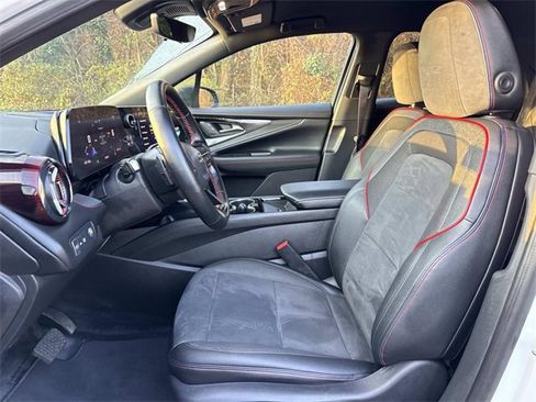 Used 2024 Chevrolet Blazer EV RS image 9