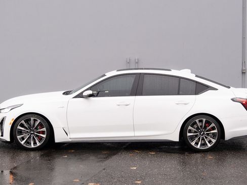 Used 2022 Cadillac CT5 V Blackwing w/ Parking Package image 29