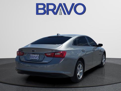 Used 2024 Chevrolet Malibu LT FWD image 4