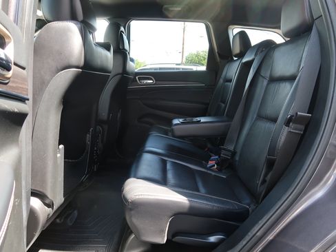 Used 2014 Jeep Grand Cherokee Limited AWD/4WD image 25