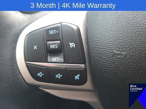 Used 2023 Ford Explorer XLT AWD/4WD image 39