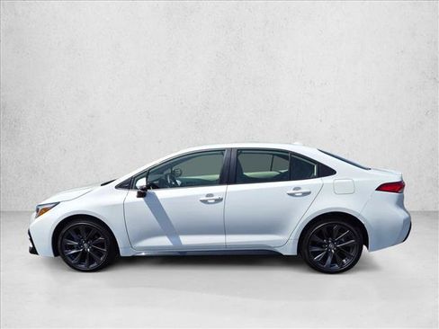 Certified 2023 Toyota Corolla SE w/ Carpet Mat Package (TMS) FWD image 9