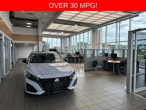 New 2025 Nissan Versa SV w/ Trunk Package FWD image 33