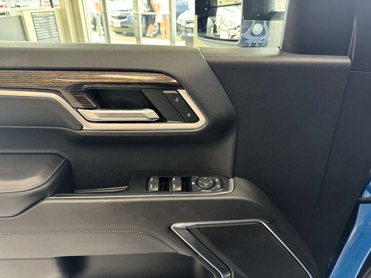 Used 2022 GMC Sierra 1500 Elevation AWD/4WD image 10