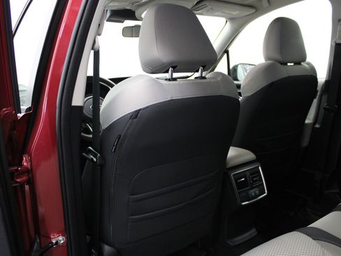 Used 2022 Subaru Forester Premium AWD/4WD image 17