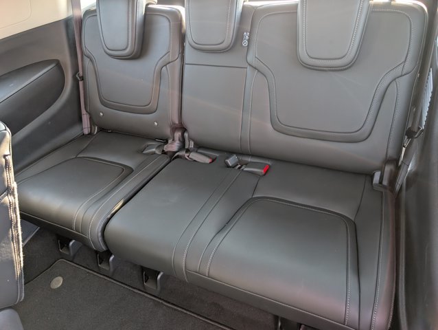 Used 2025 Nissan Armada SV RWD image 27