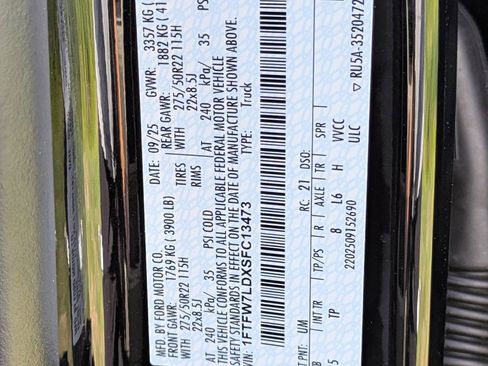 Certified 2025 Ford F150 Platinum w/ Equipment Group 703A Plus AWD/4WD image 17
