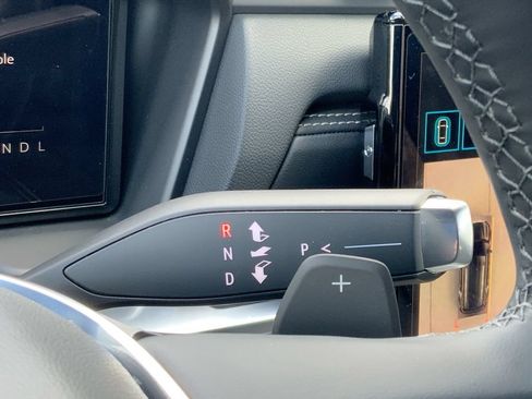 New 2026 GMC Terrain Elevation w/ Elevation Premium Package AWD/4WD image 17