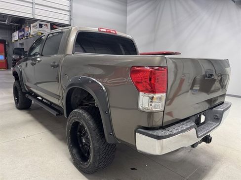 Used 2013 Toyota Tundra 4x4 CrewMax image 5