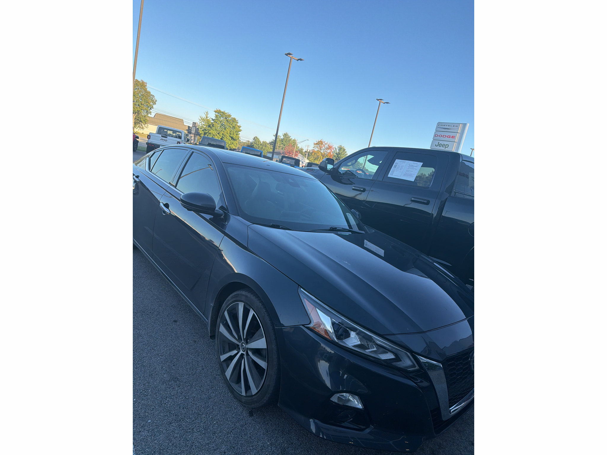 Used 2019 Nissan Altima 2.5 Platinum FWD image 10