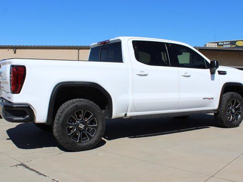 Used 2024 GMC Sierra 1500 AT4X AWD/4WD image 34