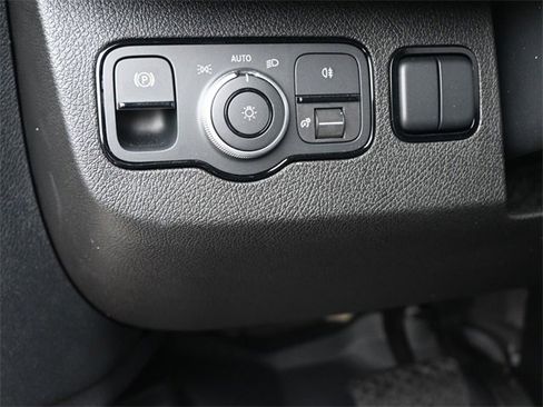 New 2024 Mercedes-Benz eSprinter 170 Cargo image 24