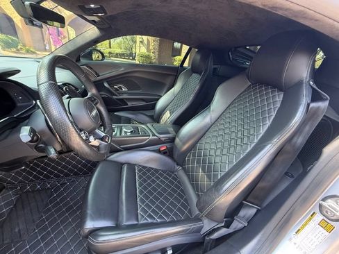 Used 2017 Audi R8 V10 plus AWD/4WD image 17